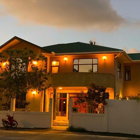 Calyx Grand Fuvahmulah Hotel Ngoại thất bức ảnh